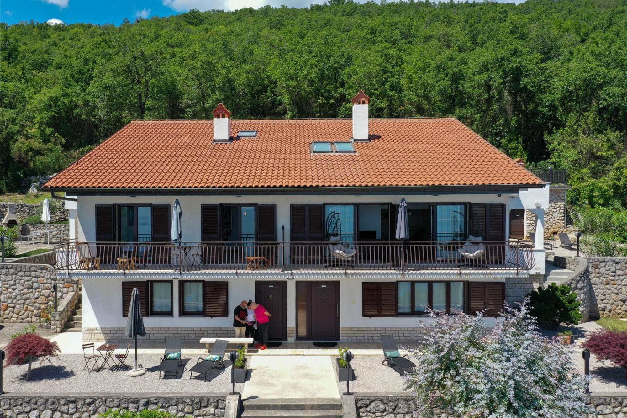 Apartments Near The Beach, With Terraces And Seaview At House B. Mošćenička Draga 外观 照片