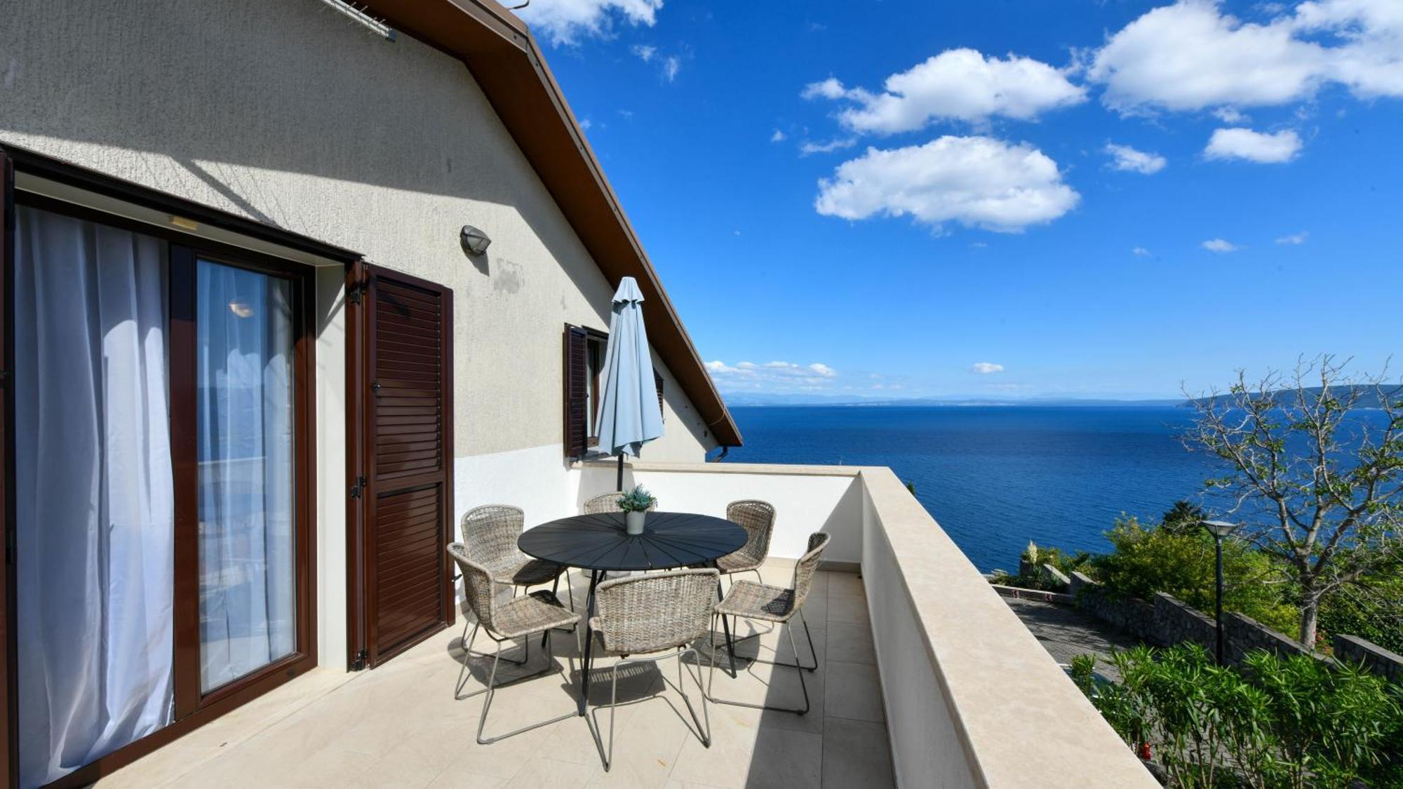 Apartments Near The Beach, With Terraces And Seaview At House B. Mošćenička Draga 外观 照片